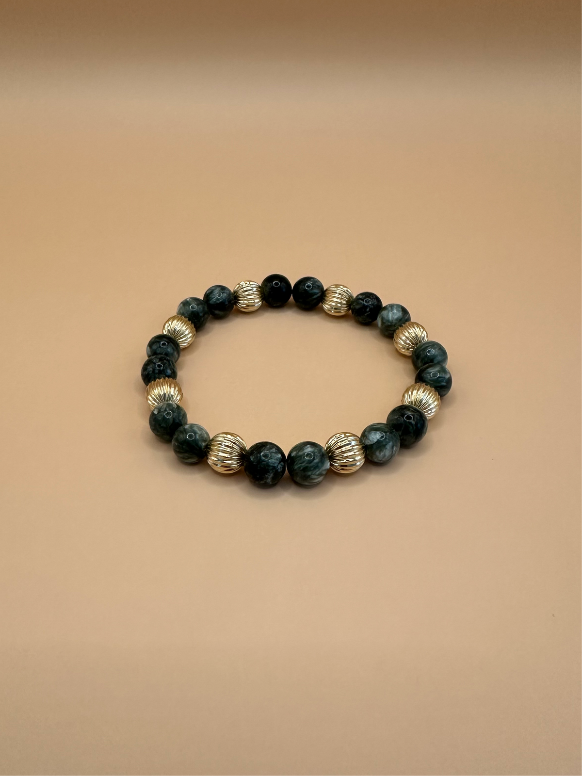 ARMBAND SERAPHINIT MIT 9k GOLD (8mm)