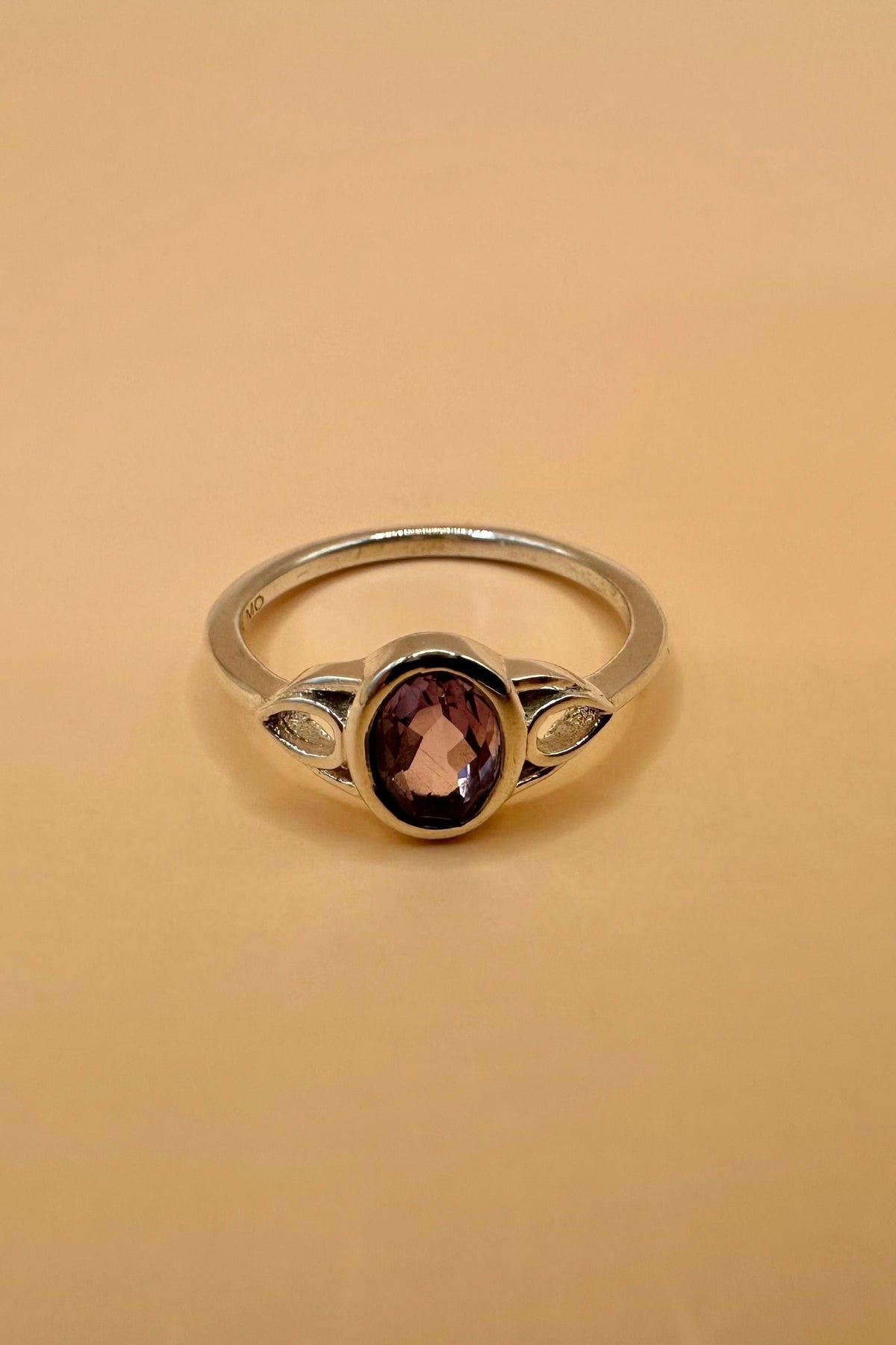 Ring mit Amethyst